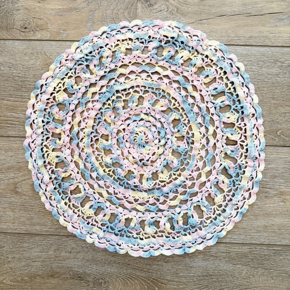 Hand Crochet Doily Bundle of 3 Round Pastels Pink‎ Scalloped Trim Rectangular